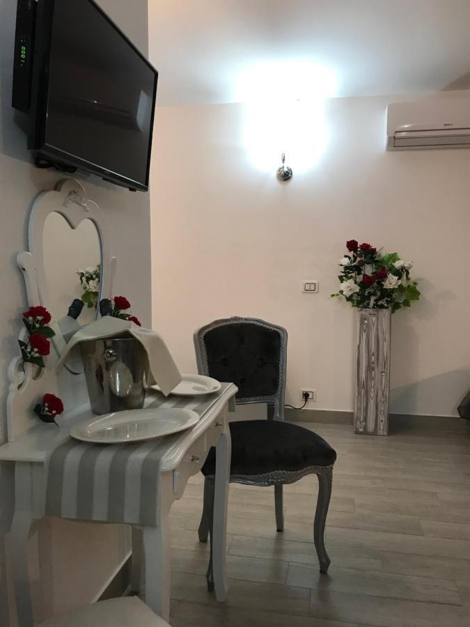 Bed and Breakfast Le Rose Nettuno Exterior foto